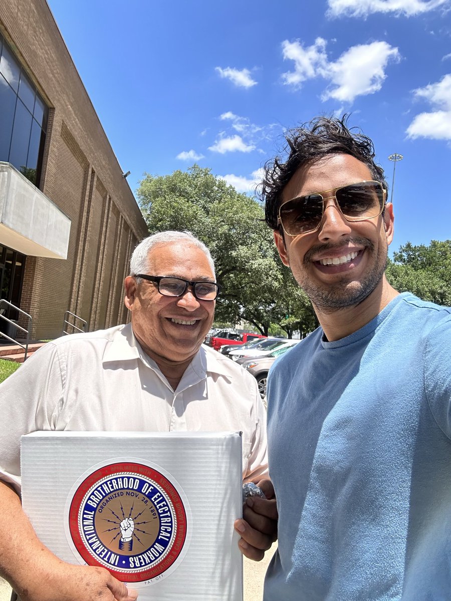 proguerra's tweet photo. Confirmed my dad died because he was FAT. 😔 

There's no excuse. Being fat will steal years from your life. My dad was strong, active and self-sufficient, rarely took medication. But his weight still caught up with him. The longer you wait to make changes, the harder it gets, physically and mentally.

Your health must be the top priority. Whether it’s for God, family, business, or anything else, you can't be the best version of yourself unless you take care of your health.

There’s no nice way to put it. Don’t be fat. Don’t wait. Don’t let your health slip away.