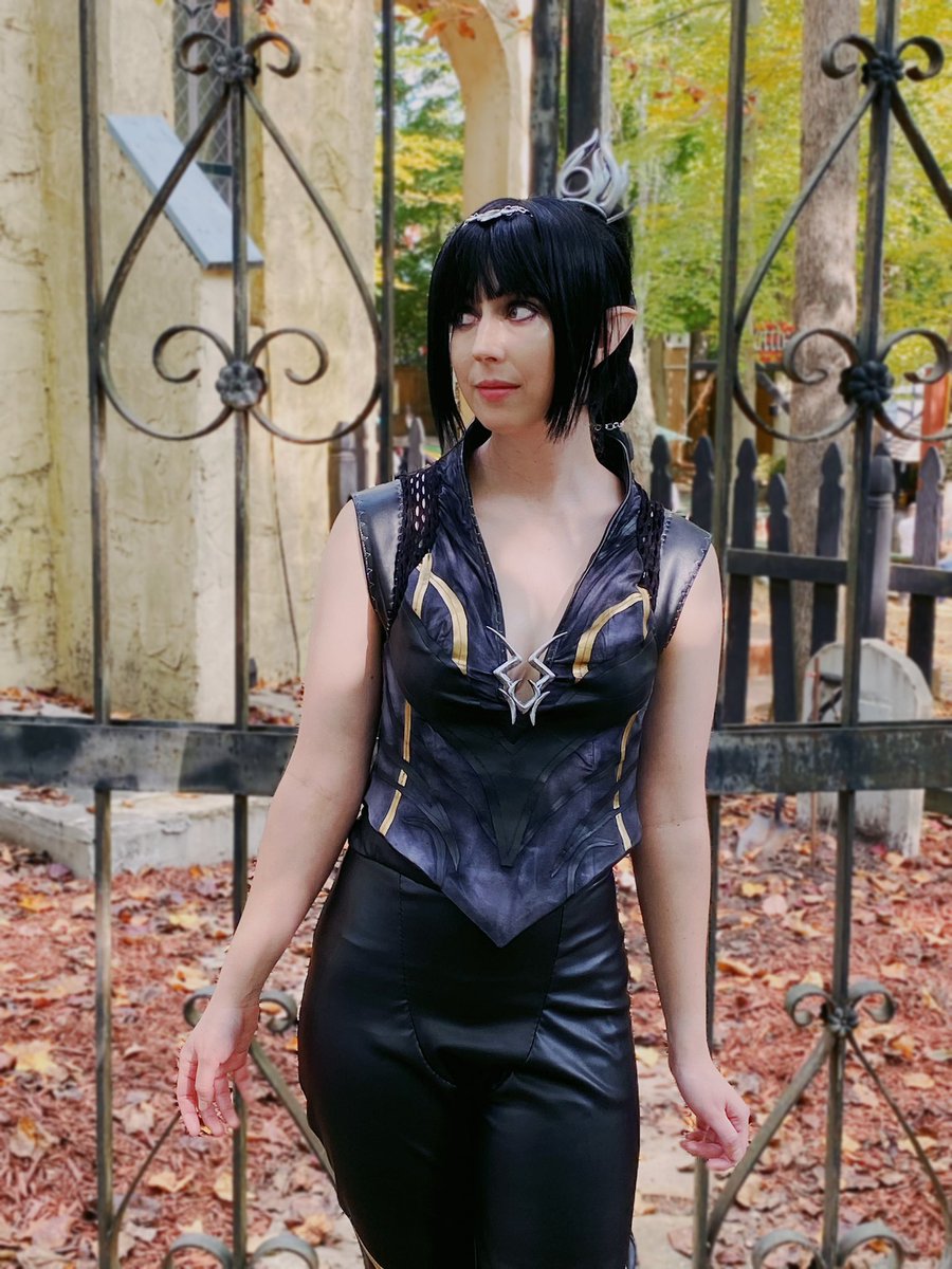 heathernharmony's tweet photo. Gaslight gatekeep girlbossing at the Renaissance festival https://t.co/hy0zJWUDLJ
