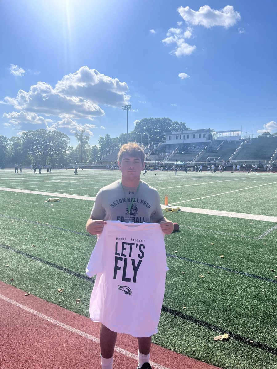 Had a great time at Wagner today. Thank you <a href="/Coach_Getch/">CoachGetch</a> for having me.
<a href="/CoachBFitz/">Bill Fitzgerald</a> 
<a href="/MaxRuiz50/">Max Ruiz</a>