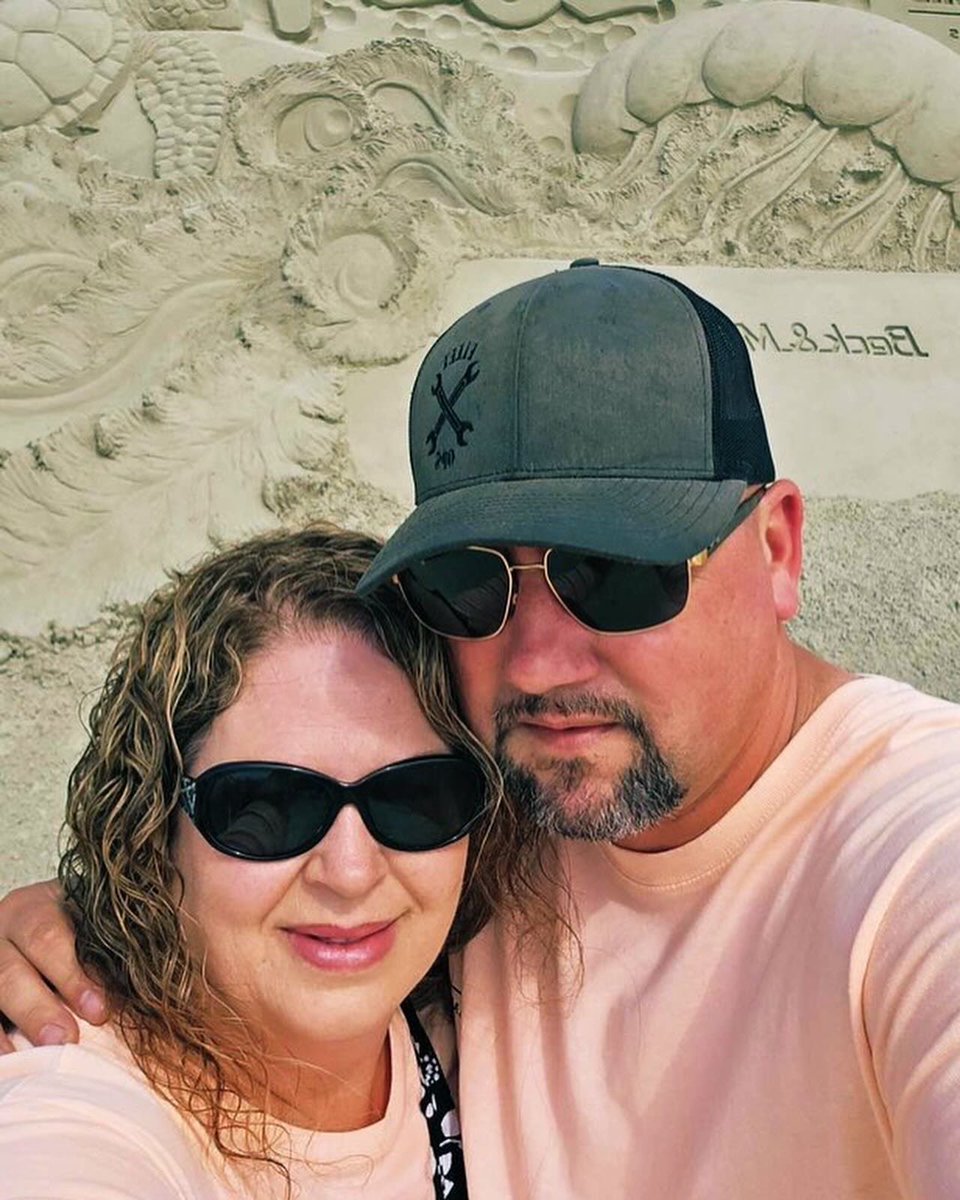 AmberCook34's tweet photo. Happy birthday to the greatest man in my life!!!! I was blessed with a hard working, fishing, hunting, beer drinking, most amazing barbecue chef, best friend. The kids and I can’t thank you enough for all you do for our family. Grands too!!!! 🍻🥰💯👏🎉🎂🥳@shannonc30 https://t.co/1jkVGe0vT0