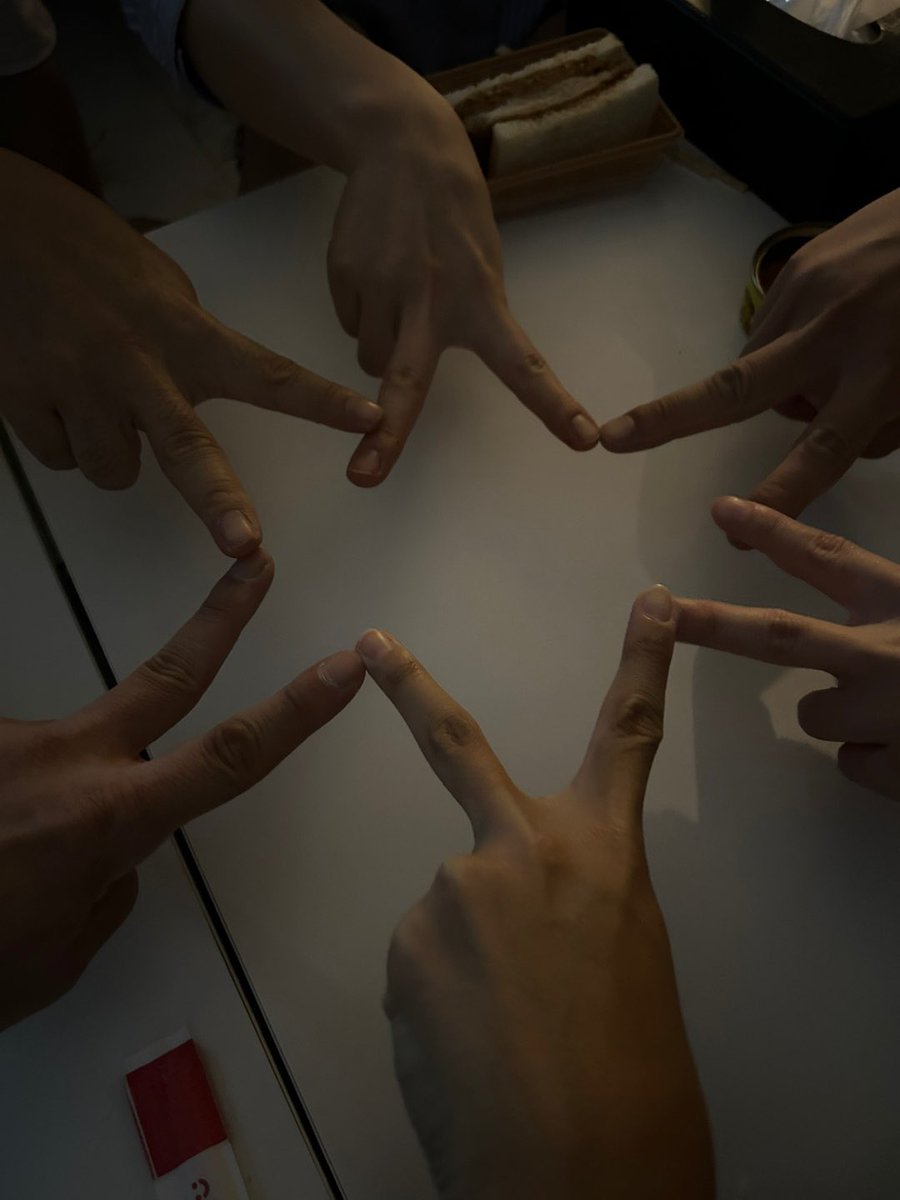 Yunslcp's tweet photo. 오늘 그리드에서 급조된 세커플 모임 즐거웠습니다ㅎㅎ
@mmmc2024 @qwerty15320 @greedbar138 https://t.co/pnQORvwoeN