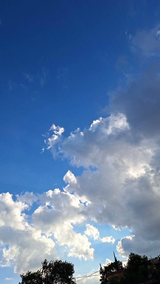 SergioS70533009's tweet photo. Así de bonito esta el cielo 🌥 y más porque haya estas tu 🙌🏽, te extraño mucho 🥹 https://t.co/vlFq3vYySm