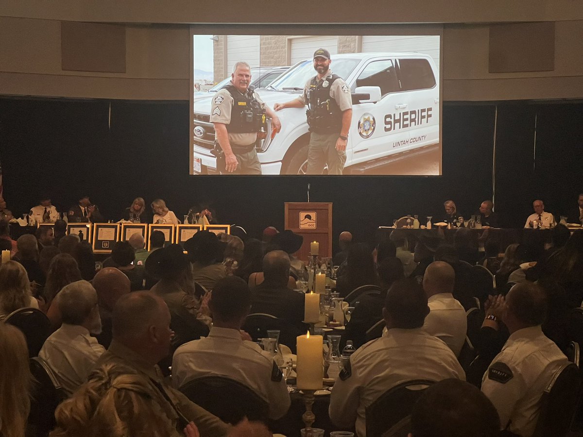 KennedyForUtah's tweet image. It was an incredible honor to receive the Utah Sheriffs’ Association Honorary Sheriff Award. I am deeply grateful to stand alongside and work with the brave men and women of law enforcement who dedicate their lives to protecting our families and communities. We are fortunate to…
