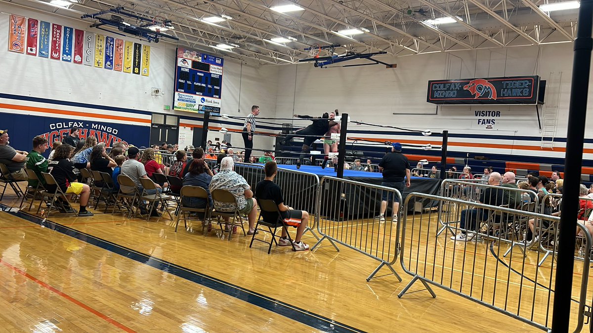 First out of state booking in a couple of years!

Thank you <a href="/PWTerritory/">Premier Wrestling Territory</a> 👍🏼👍🏼