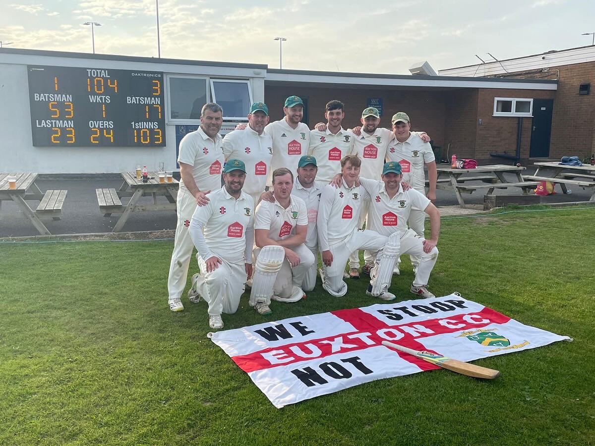 hugh351's tweet photo. Euxton won the league https://t.co/jkmtUMqoHH