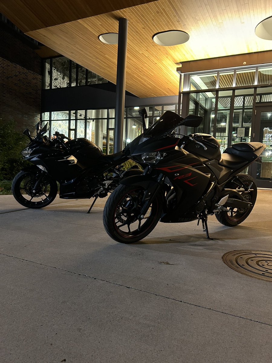 hiroh__'s tweet image. still MIA, been riding my motorcycle