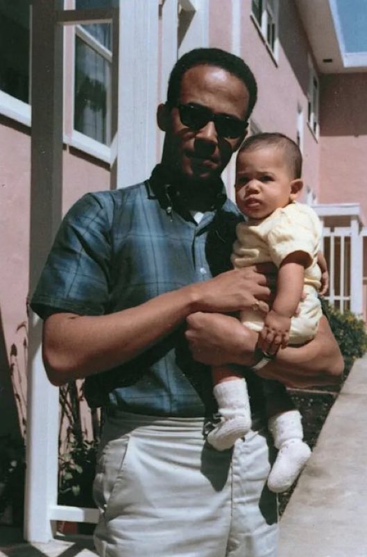 notcapnamerica's tweet image. You can literally Google “Kamala Harris father” and this comes up in five seconds.

Janet, are you dumb?