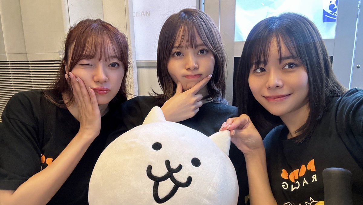 aono_akane's tweet photo. 予選日は朝から降り続く雨ですごく寒かった🥶
予選は天候の回復見込めず、キャンセルになり、
公式練習のタイムが予選結果になりました！
PONOS RACING♯45号車は、公式練習5位でした🏁

決勝は、タイヤ的に雨強いのかなとどきどきです。
寒い中現地観戦来られてる方は体調に気をつけてください！ https://t.co/fmI4pKUbyr