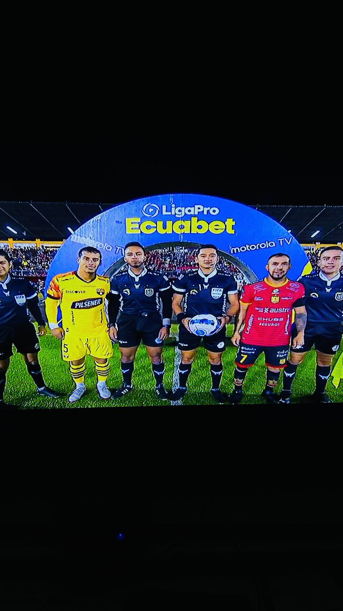 A los años veo jugar al ídolo!