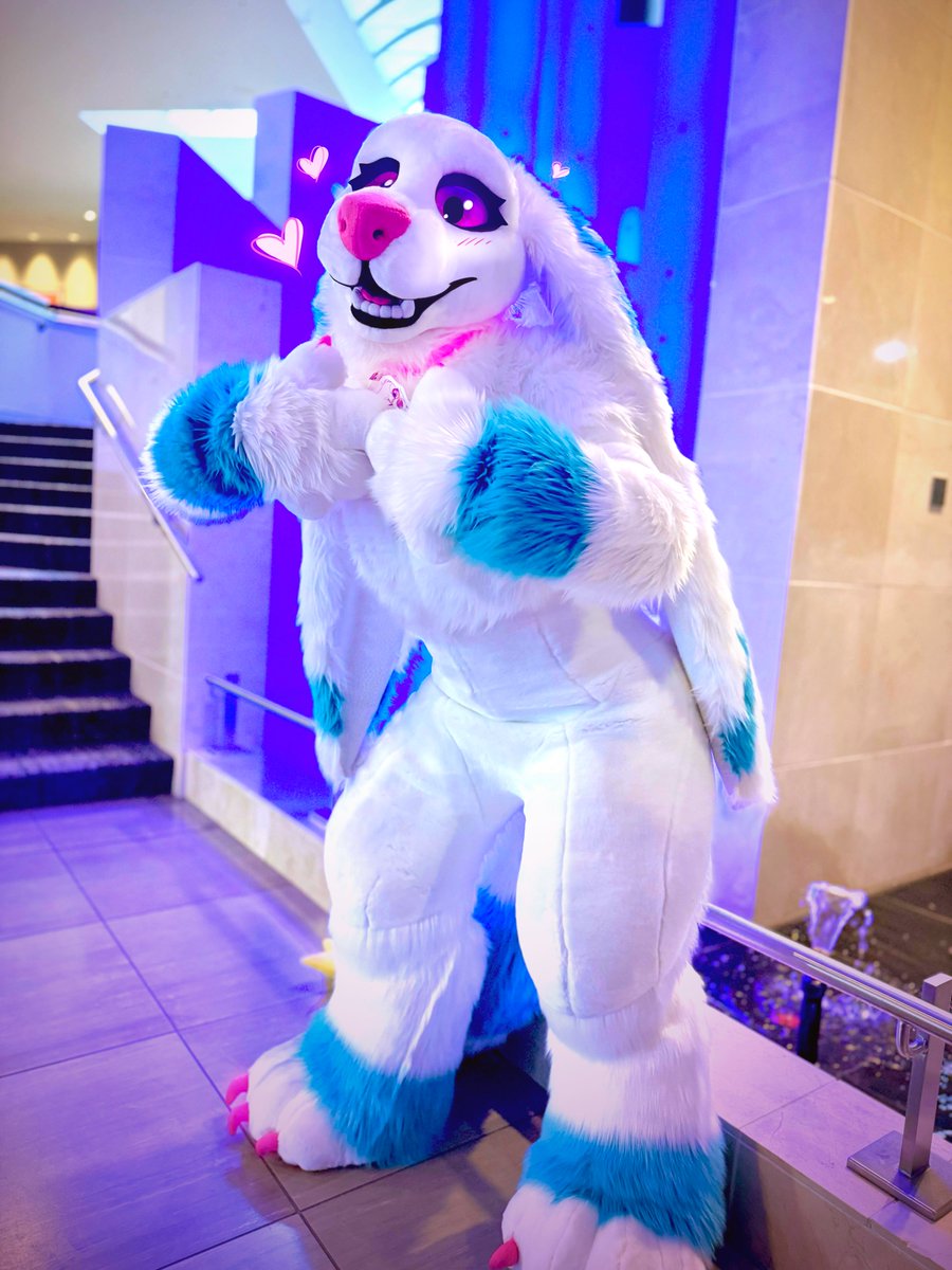 IceBeastz's tweet photo. ✨New pinned tweet with fursuit info!✨

👽Ice - Dewsquilli (alien species): 🪡🧵 @IceBeastz 

🐲Her - Eastern Dragon: 🪡🧵 @angelthedutchie https://t.co/7nBnaf1NDO
