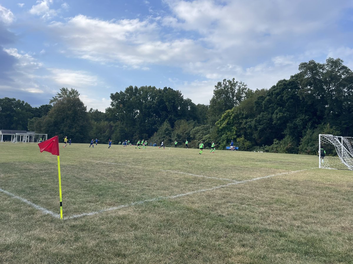 Liz Anderson (@andersonhpe) on Twitter photo Beautiful day for sports!⚽️ 🏈Proud of all my students, past and present!! Get outside, just play, have fun, enjoy the game <a href="/NHTSCHOOLS/">North Hanover Schools</a> <a href="/wawryk_april/">April wawryk</a> <a href="/UESPanthers/">@UES</a> Beautiful day for sports!⚽️ 🏈Proud of all my students, past and present!! Get outside, just play, have fun, enjoy the game <a href="/NHTSCHOOLS/">North Hanover Schools</a> <a href="/wawryk_april/">April wawryk</a> <a href="/UESPanthers/">@UES</a>