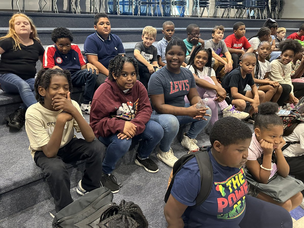 Minor Community School tweet media