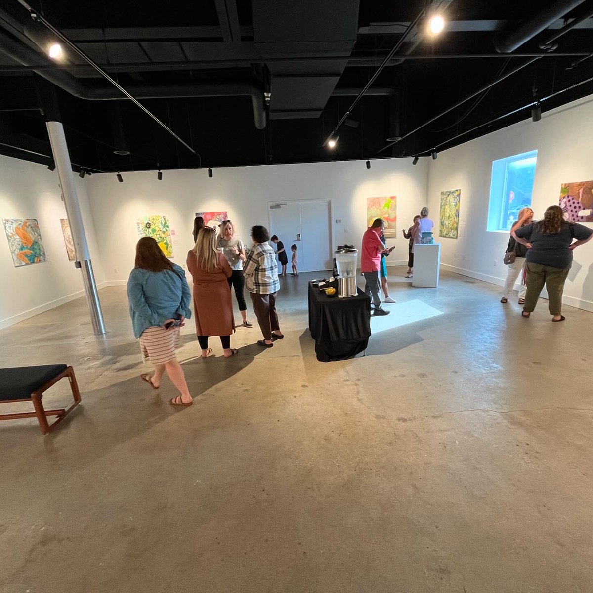 Rachel (she/they) tweet media