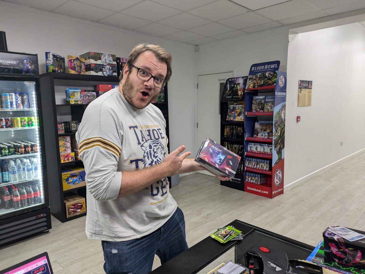 PlayPendulum's tweet photo. Huge thanks to everyone who came out to our MTG Duskmourne pre-release! 

Congratulations to Owen Foster for winning the Duskmourne Box 🥳

Want a chance to win a box for yourself? Keep an eye on our socials for upcoming events!

#mtg #Duskmourn #grantham #pendulumgaming https://t.co/0NPWUMgJoK