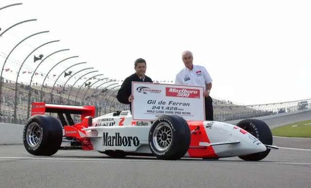 2000. Fontana. <a href="/GdeFerran/">Gil de Ferran</a> <a href="/Team_Penske/">Team Penske</a>