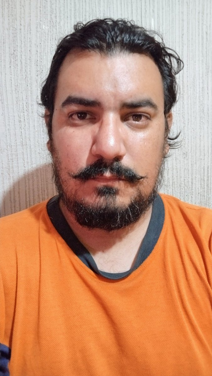 Yereno's tweet photo. Tal vez debería arreglarme, pero no estoy roto https://t.co/ktOTPCOj3q
