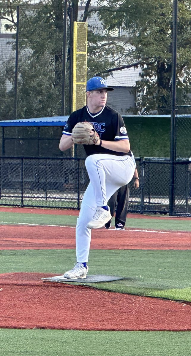 MikeHolzerJr's tweet photo. Felt great on the mound for first start of the fall.  Defense behind me was excellent.  CG 1-0 for the win. 
7 IP
5 K
2 BB
2 H

@BUncommitted https://t.co/q5sC18RcJf