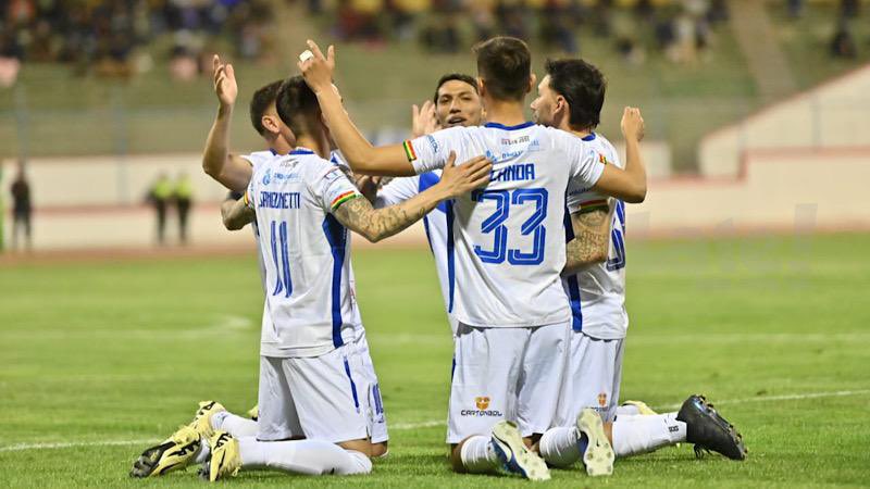 #TorneoClausura 🇧🇴
Doblete de Brian Sobrero, titular junto a Javier Sanguinetti (<a href="/sanguinettiii/">Javier Sanguinetti</a>), en el triunfo de #GVSanJose, 3-0 a <a href="/ClubRoyalPari/">Club Royal Pari</a>. Alexander Zurita fue titular y Tobías Moriceau ingresó sobre el final.