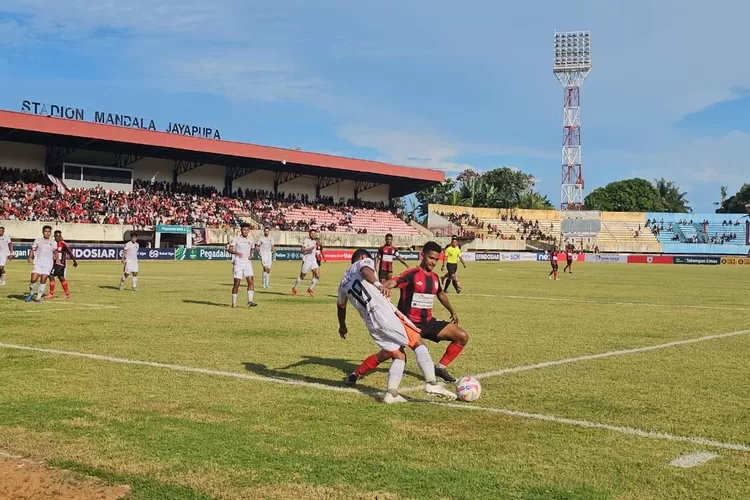 InfosuporterID's tweet photo. #Jumlahpenonton Liga 2
Persipura 1-2 Persibo - 5.267 (30%)
PSKC 1-0 PSPS - 311 (1%)
Gresik United 3-0 Rans Nusantara FC - 1.107 (8%)
#Infosuporter https://t.co/Xg7aSzSMOn