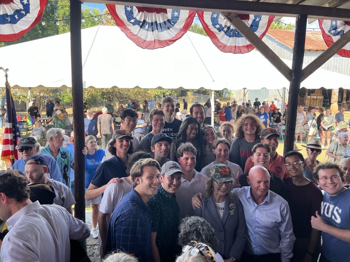 CaptMarkKelly's tweet photo. Winning Georgia can’t happen without the hard work of Madison County Democrats! https://t.co/rCAwAlzmn1