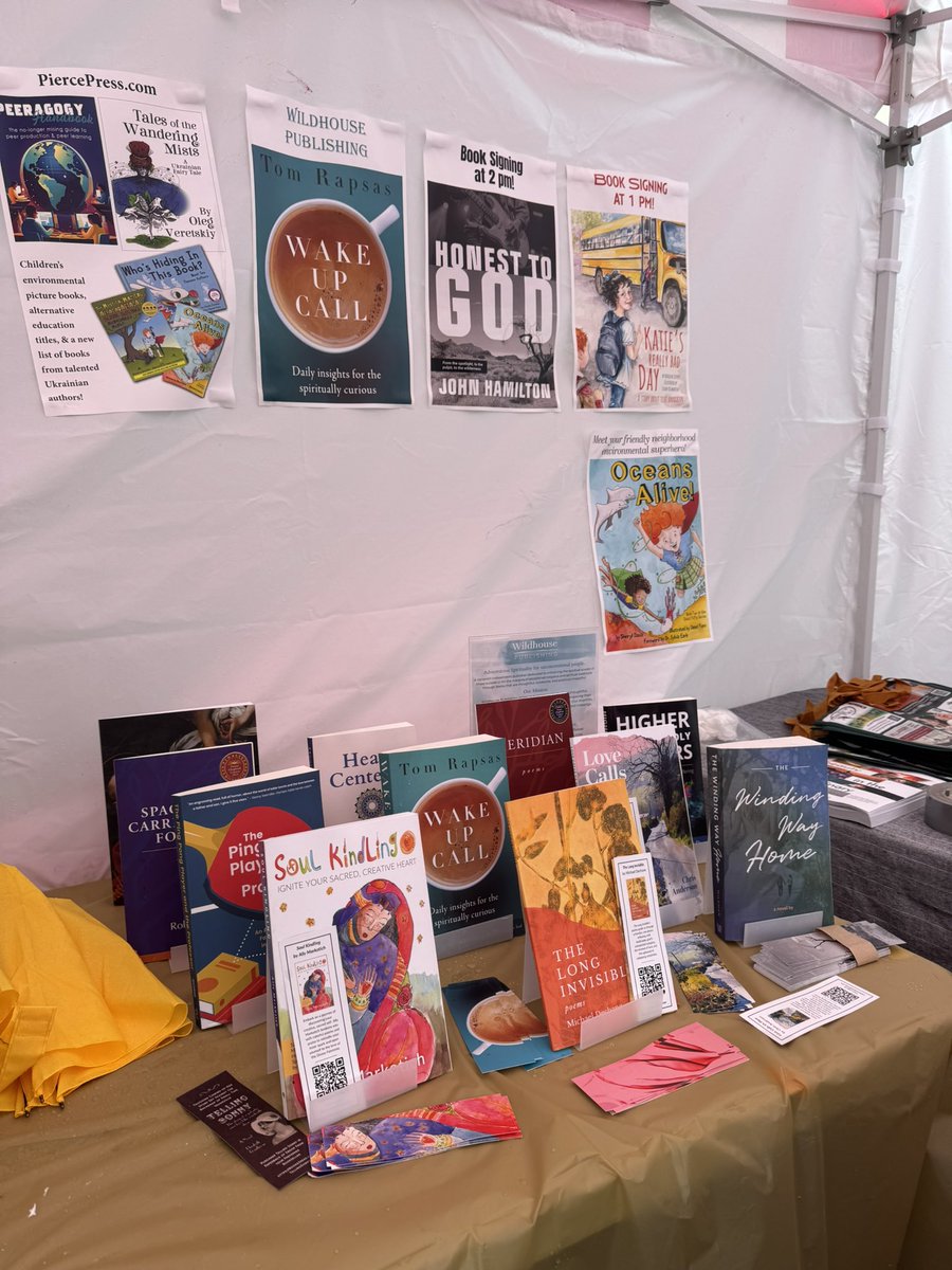 revsuzanne's tweet image. Book launch week underway for #HonesttoGod by @johnjayhamilton for @WildhousePubs ! So proud to be a part of this book 🫶🎈