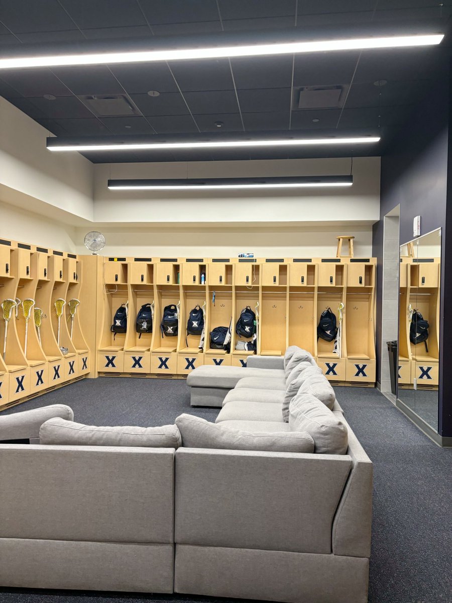 DoolanLiliana's tweet photo. Had so much fun on campus today! Loved getting coached by some of the best, thank you to the Xavier coaching staff and players for a great day! https://t.co/R3XPOOD8Ys