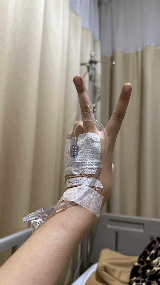 ran_shc's tweet photo. Pertama kali masuk rs dan langsung op 🙈 https://t.co/jQ9FXEKGDe