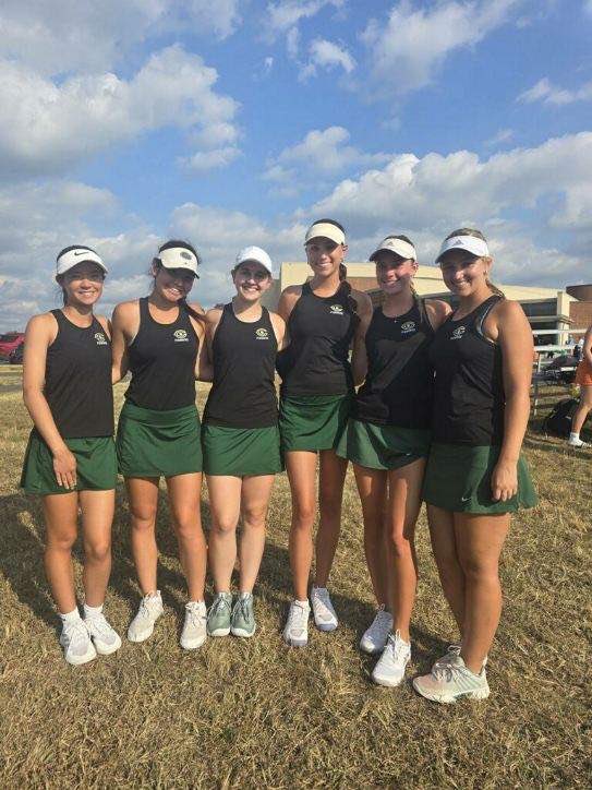 viewathletics's tweet photo. Picture from the county tournament today. Clearview Girls Tennis holds a 1 point lead going into the semifinals tomorrow at Atkinson Park. 

Clearview has 2 singles girls Sarah Crawford and Jodi McGuigan and our 1st doubles team Sienna Longo and Helena Homann. https://t.co/m4KjPAFPBm
