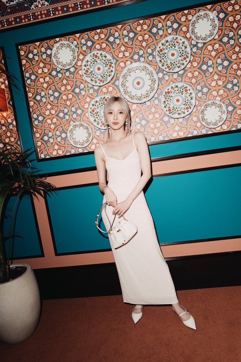 oley2518's tweet photo. My beautiful girl proud of her✨️🧚‍♀️ @nnenevader
 
Nene Milan Fashion Week
#NeneXJimmyChoo2025
#JimmyChoo
#MFW #MFWSS25
#MilanoFashionWeek 
#MilanFashionWeek https://t.co/9c3UvcIb3Y