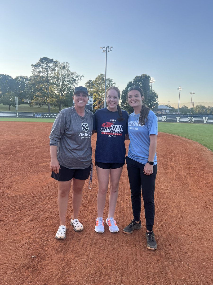 Rachel Axelson 2025 tweet media