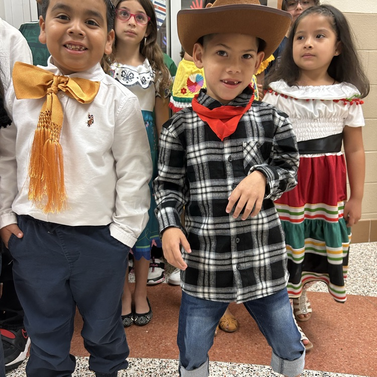 MorganElementa2's tweet photo. Celebrating Hispanic heritage - this month and always. We are thankful to learn about other cultures and celebrate one another. Having the Guipil Festival at Morgan was a treat.
#morganmavericks #morganmaverickadventures #learninginclemmons #wsfcs #morganstrong https://t.co/igeeLBeeDX