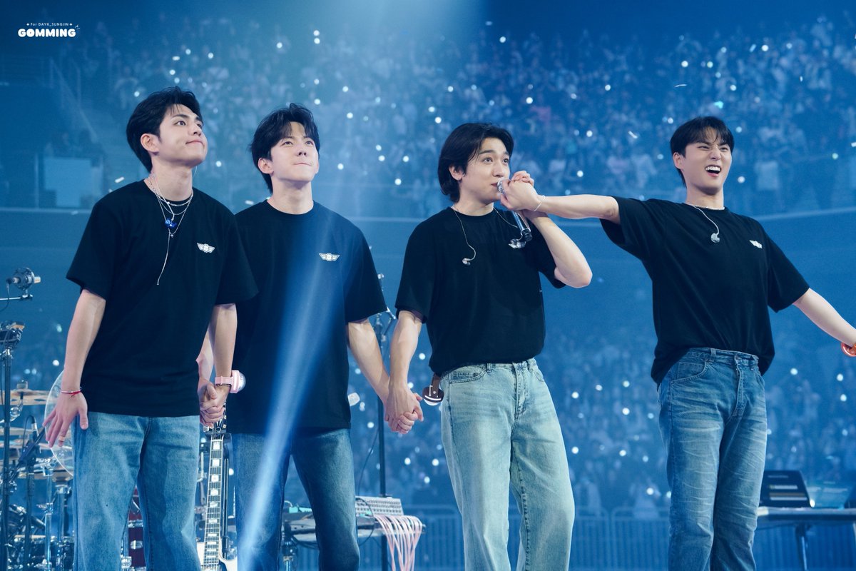 gomming0116's tweet photo. 240921 FOREVER YOUNG

DAY6 FOUREVER 🍀🐻🦊🐰🐶🍀

#데이식스 #DAY6 https://t.co/JvAyiY0pYq