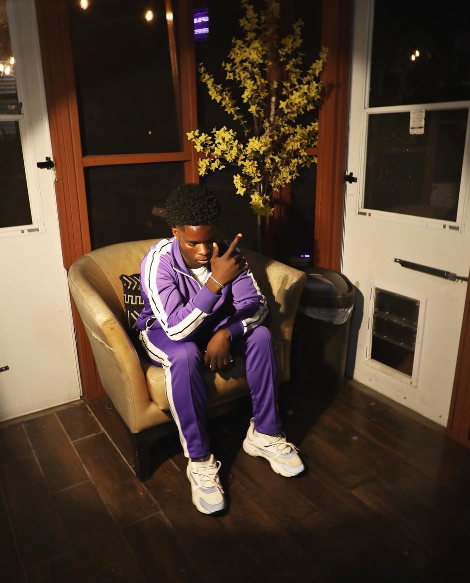 desssxkaiorrr's tweet image. I wake up every day thinking about you ngl. It’s your 19th birthday and I just wish you were here to celebrate it. I will always cherish our friendship. I could never stay mad at you because all you did was make me laugh. I’d do anything to get you back. I love u stevo.
 #llswipe