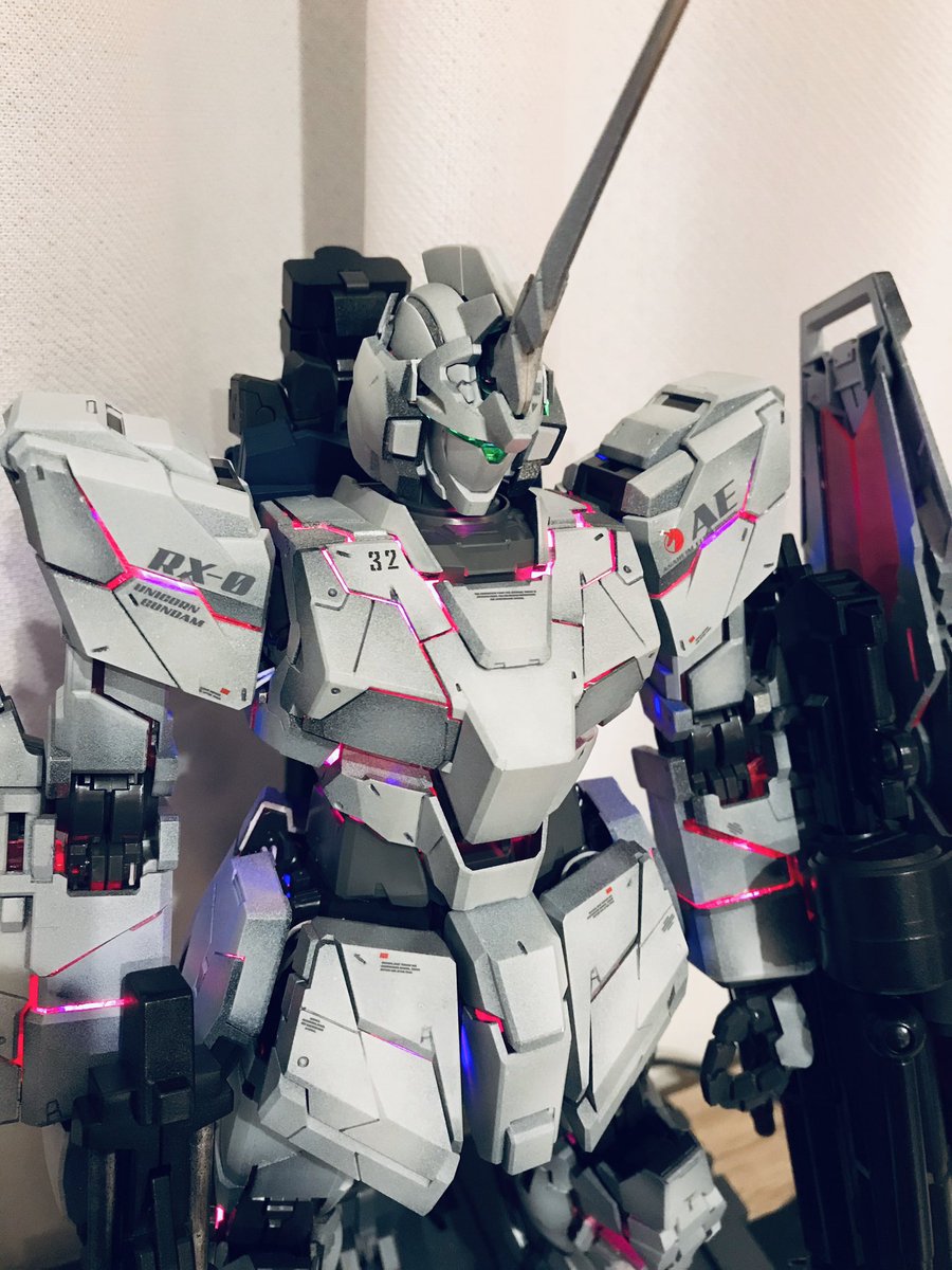 hide@Ninja650 tweet media