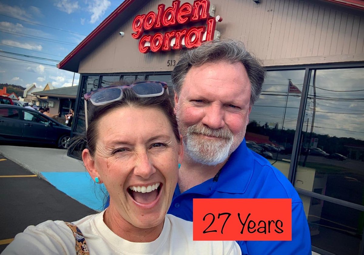 PatarasFarm's tweet photo. James: Where do you want to go today, baby, for our Anniversary? 😘💍♥️
Me: Sevierville & The Golden Corral… 🤠
So. We did! 😁
Happy anniversary, James!
I love you! ❤️😘💕
#happyanniversary #27yearstogether❤️ #appalachiashomesteadwithpatara 🧡 https://t.co/YTagszQjet