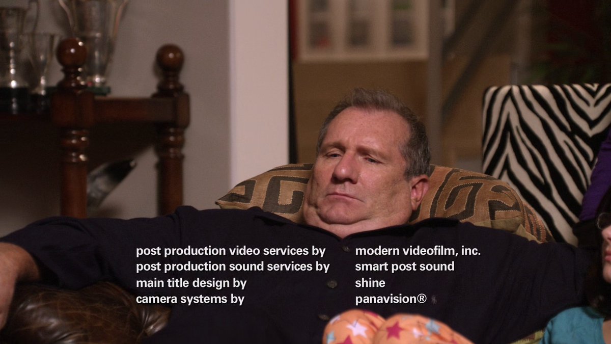 Modern_Frames's tweet photo. Modern Family - Season 01 Episode 08 - Frame 1277 of 1294 https://t.co/7Y3a3baVSm