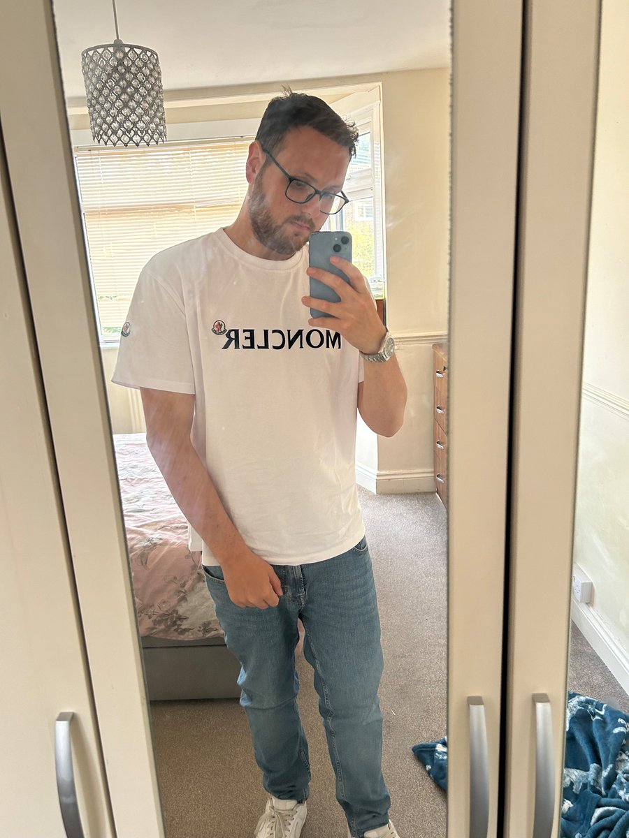 FindomGeezer's tweet image. 13st 6lb 
6ft