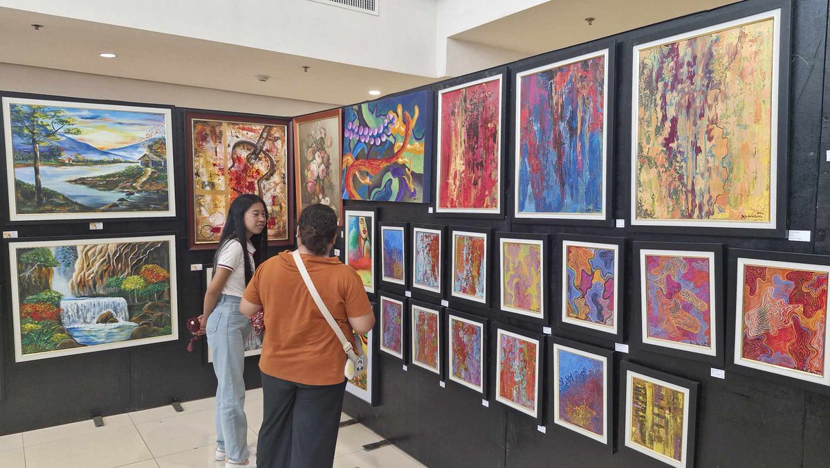 CebuXGeeks's tweet photo. ✨️ Happening Now!✨️
🗓 Art Maze: A Journey Through Colors and Craft
📍Ayala Malls Central Bloc
#cebu #cebuanoart #cebuanoartist #art #artist #artwork #artevent #cebuevent #artmazeimagine https://t.co/oDbfppbiEK