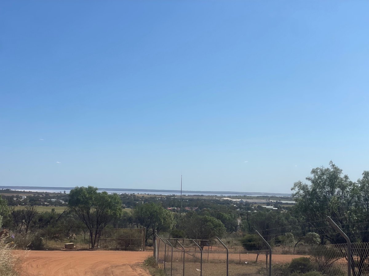 S_M_Bowman's tweet photo. Checking out all the Three Springs off-road action from the eastern viewing platform. The Carnamah tip

#binrun https://t.co/PSKj47tK4r