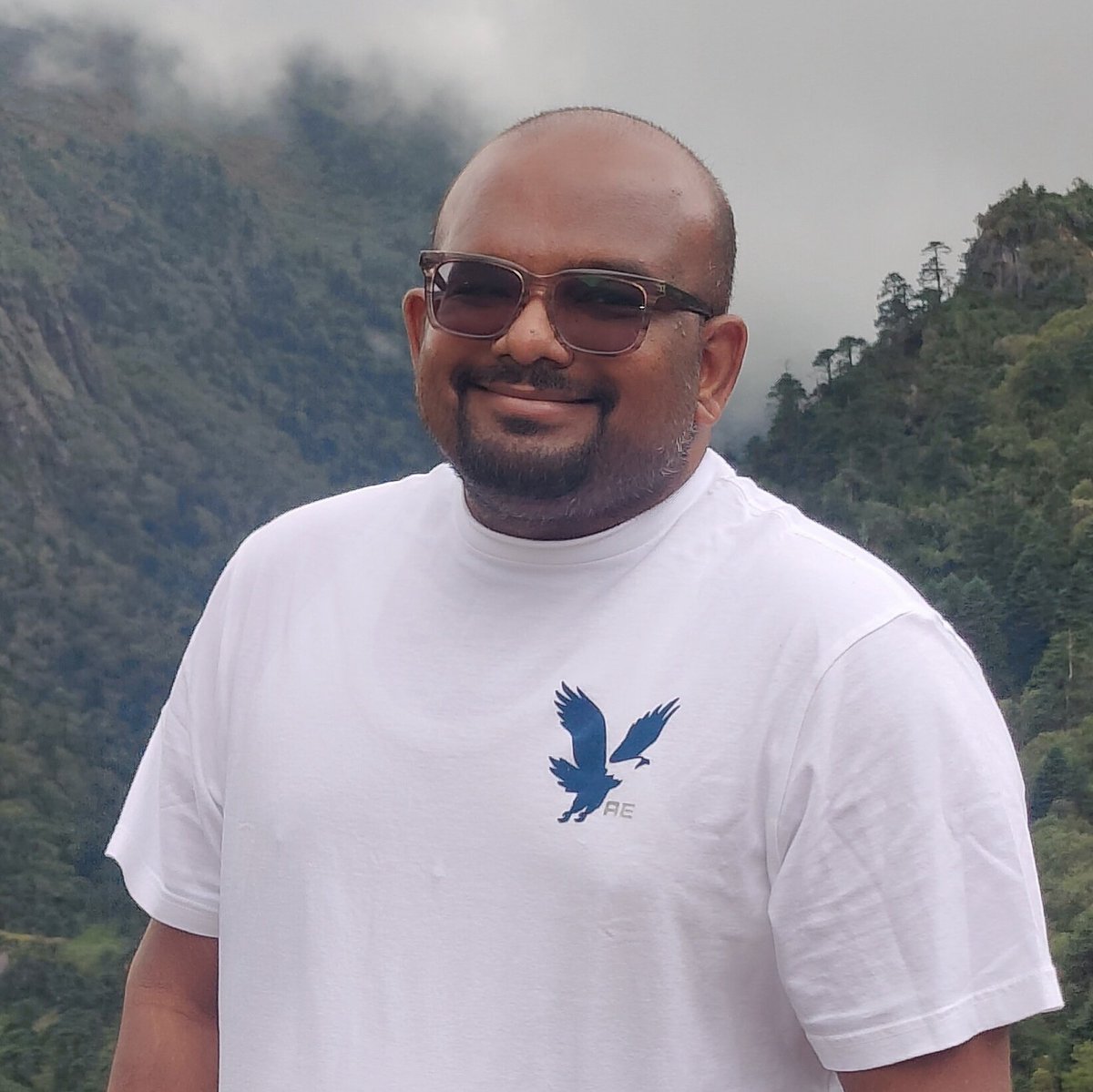 DevaPalaniappan's tweet photo. #NewProfilePic https://t.co/LM7tpovTud
