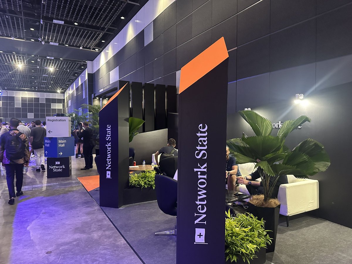 phmay_sg's tweet photo. At @balajisโ futuristic @thenetworkstate conference: everyone likes #Decentralization, #NetworkCities, @VitalikButerin, #CharterCities, #crypto, #secondpassports, Argentina, AI, etc.
Average age here around 35, #PrivateBanking and #IBCs seems like the past. I feel like a ๐ฆ https://t.co/i4m3Tmjk8w