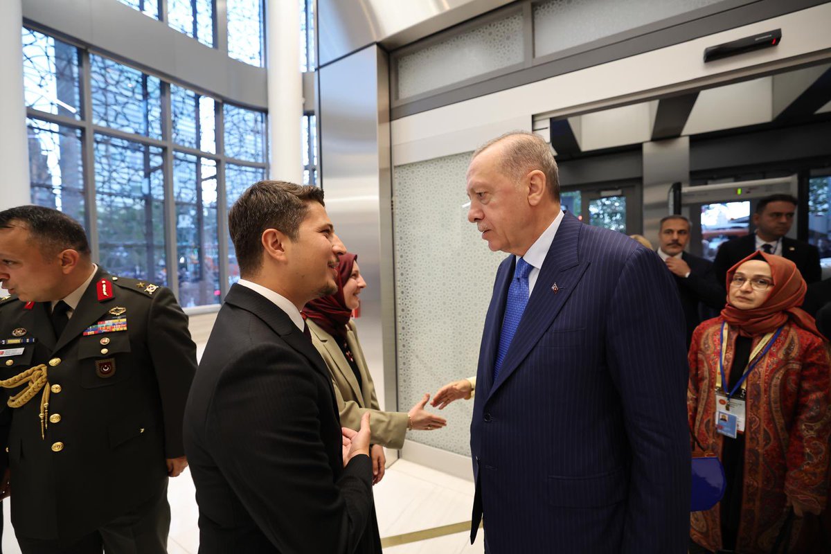 Birleşmiş Milletler Genel Kurulu için New York’a gelen Cumhurbaşkanımız <a href="/RTErdogan/">Recep Tayyip Erdoğan</a>’ı Türkevi’nde karşıladık.