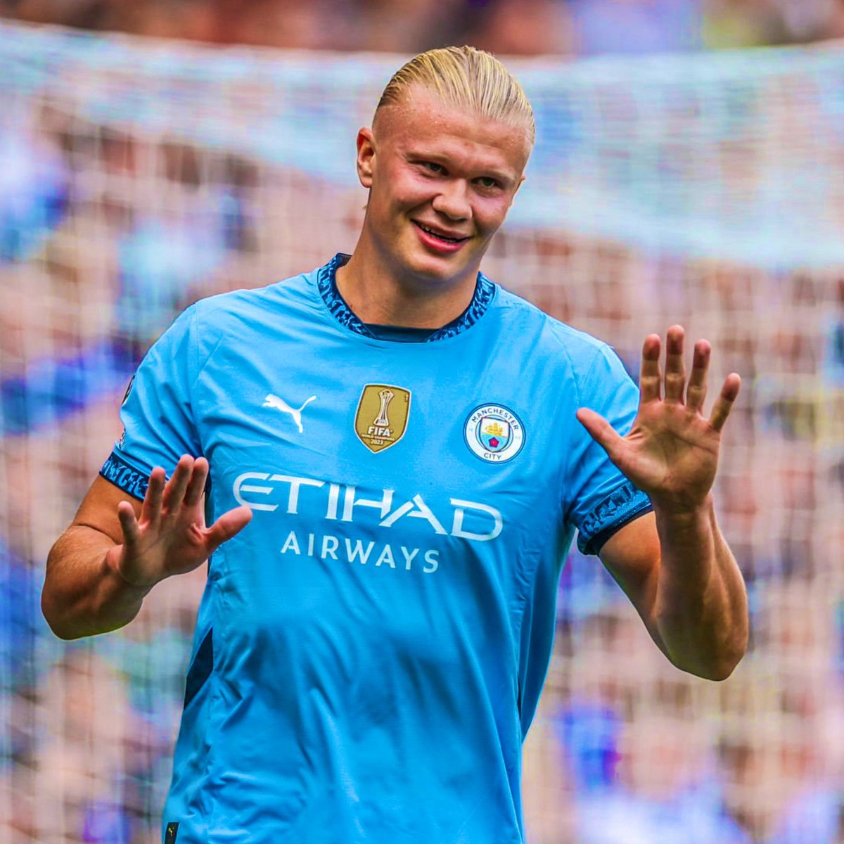 boiteamaillot's tweet image. #CONCOURS
Si Erling Haaland marque en premier face à Arsenal cet après midi nous vous offrons une box maillot mystère.

Pour participer 
🔄Retweet ce tweet 
🫶Follow @boiteamaillot