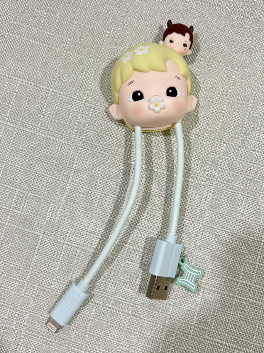 ezyfor_u's tweet photo. ส่งต่อสายชาร์จ pop mart มือ1ไม่เคยใช้ 180 รส🌟🩷 #ส่งต่อเคสไอโฟน #ส่งต่อมือ2 #ส่งต่อเสื้อผ้ามือ2 #ส่งต่อของใช้ https://t.co/NYYAEOeTVP