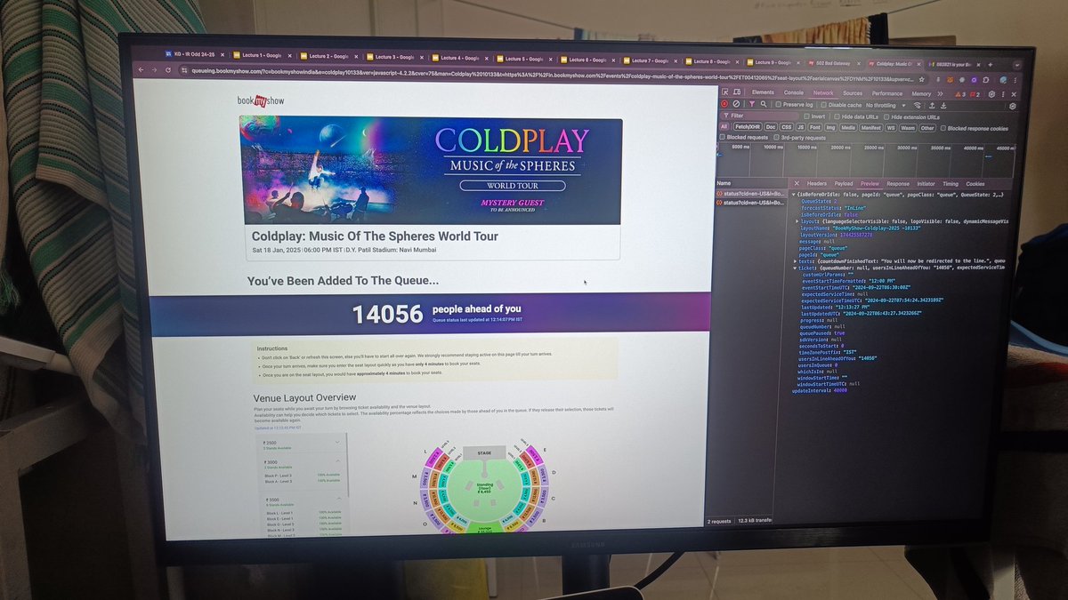FrenzyDenji's tweet photo. Lmao itne sare log ahead of me
#BookMyShow 
#Coldplay https://t.co/gCYno8aY8T