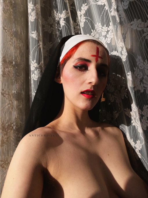 Would you let me take you to church? 😈 https://t.co/CvRt0thN9V