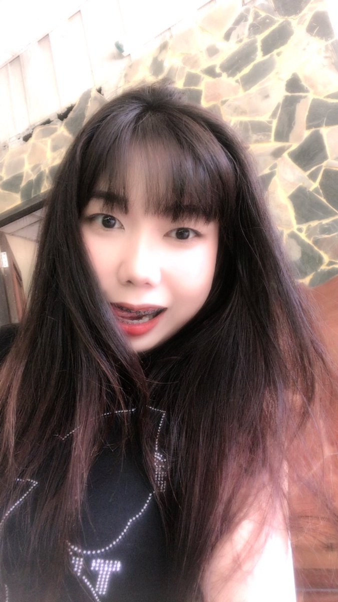 Nuttanicha67732's tweet photo. ไม่รักก็บอกจะได้ออกไปกินเบียร์😝
#พิษณุโลก https://t.co/tzpIilV1WK