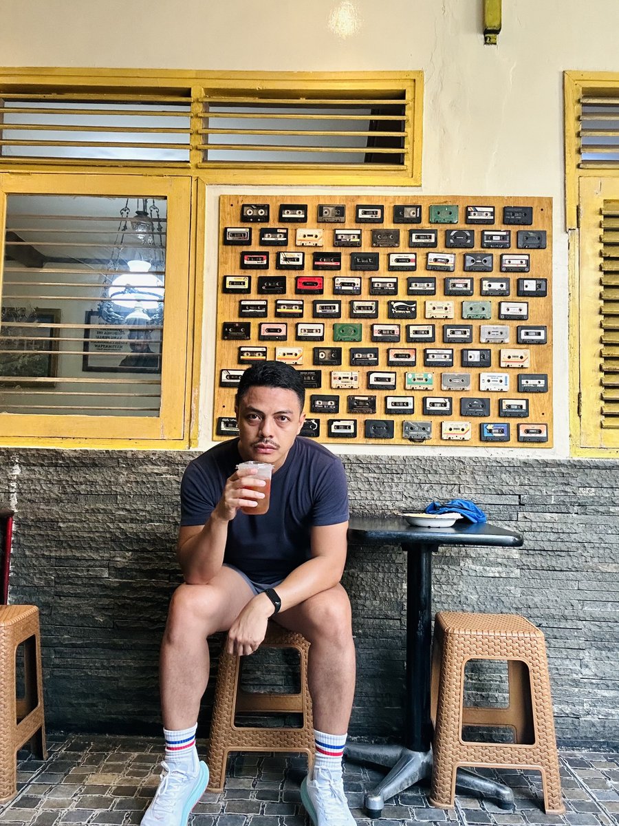 Bluelighter8 tweet media