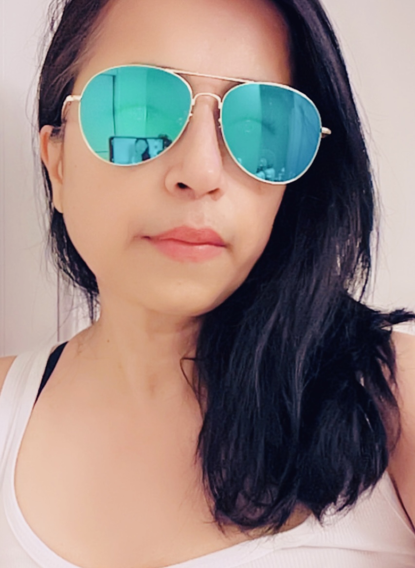MohuaCares's tweet photo. #NewProfilePic
Rocking these greenish-blue glares on our Saturday 🇨🇦 feeling like a total vibe while you are already stealing the show on Sunday 🇮🇳 enjoy every moment :)
#glares
#greentwitter
#bluetwitter
#blissful
#GRATITUDE
#love https://t.co/9Gundy0zUX