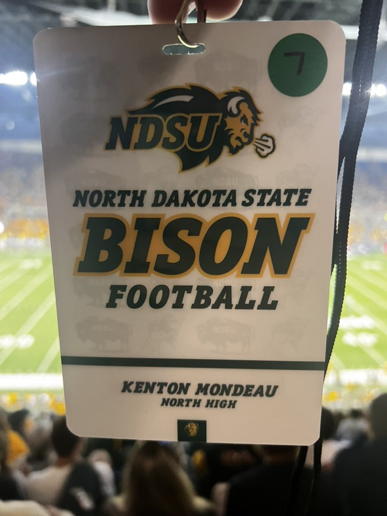 Kenton Mondeau 6’7 315 (2026) tweet media